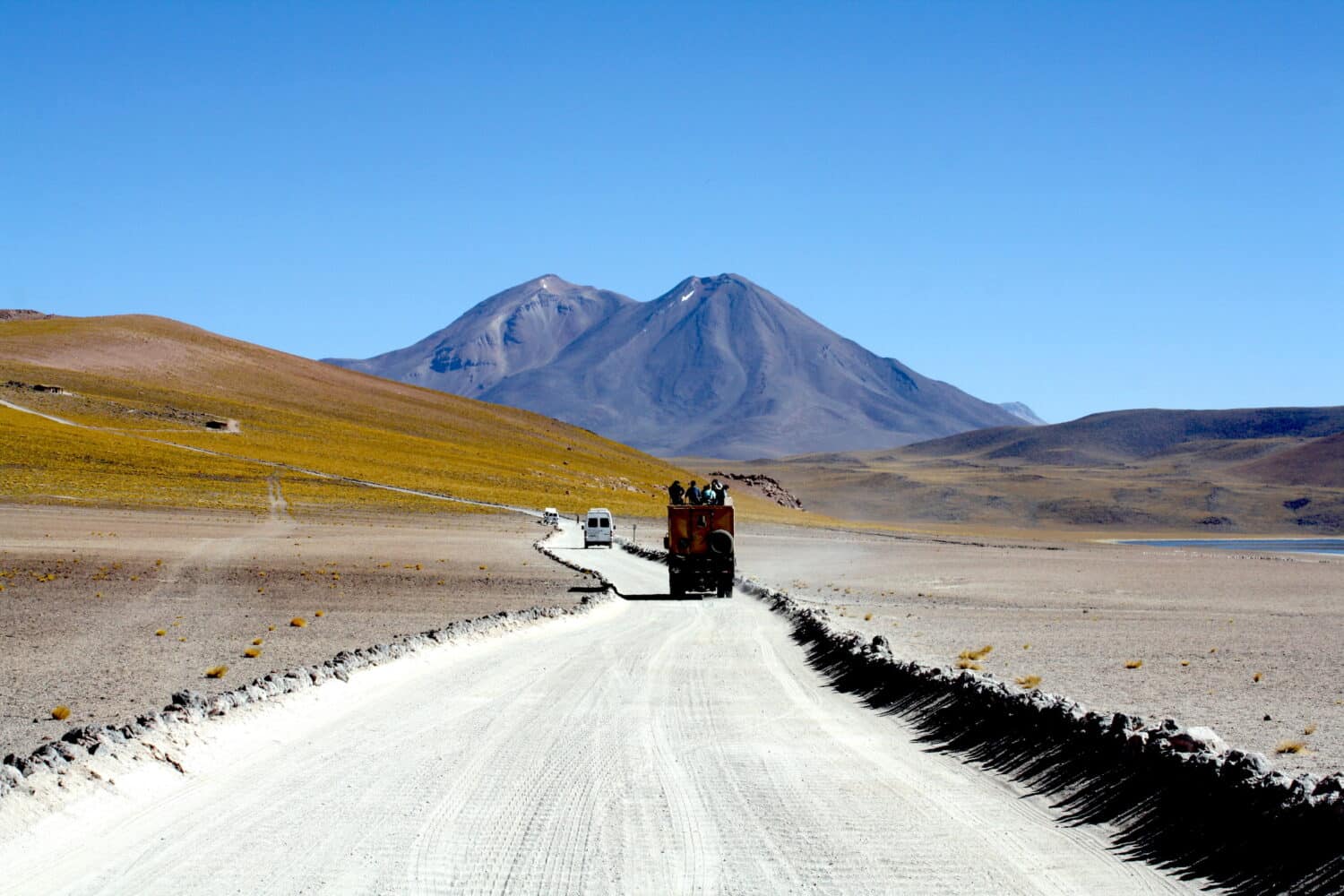“Au Chili, des tonnes de vêtements sont illégalement jetés dans le désert” (témoignage)