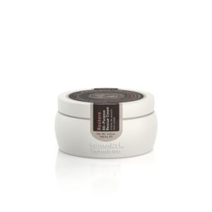 RESTORERescueCream5.25oz 6a3c77a7 c3be 4b34 b965 b9027352f41d - Tweak’d by Nature, la beauté régénérative grâce à la cueillette sauvage et à l'innovation - Pearls Magazine