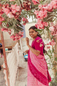 Founder Saheli Women - Comment Saheli Women tisse la dignité, la tradition et le changement dans l’Inde rurale - Pearls Magazine
