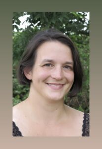 Les Herbes LIbres - Pauline Isambert, cueilleuse de parfums et de mémoire - Pearls Magazine Les Herbes LIbres - Pauline Isambert, cueilleuse de parfums et de mémoire - Pearls Magazine